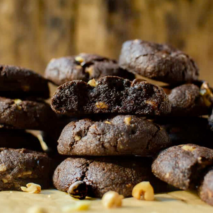 These brownie cookies are fudgy, thick, and chewy with big chunk of chocolate and walnuts studded throughout!