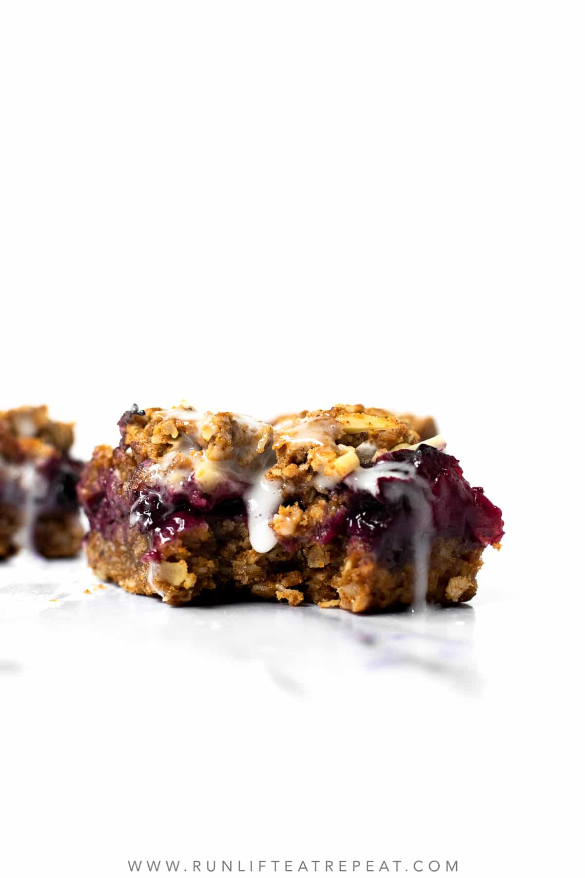 Mixed Berry Streusel Bars