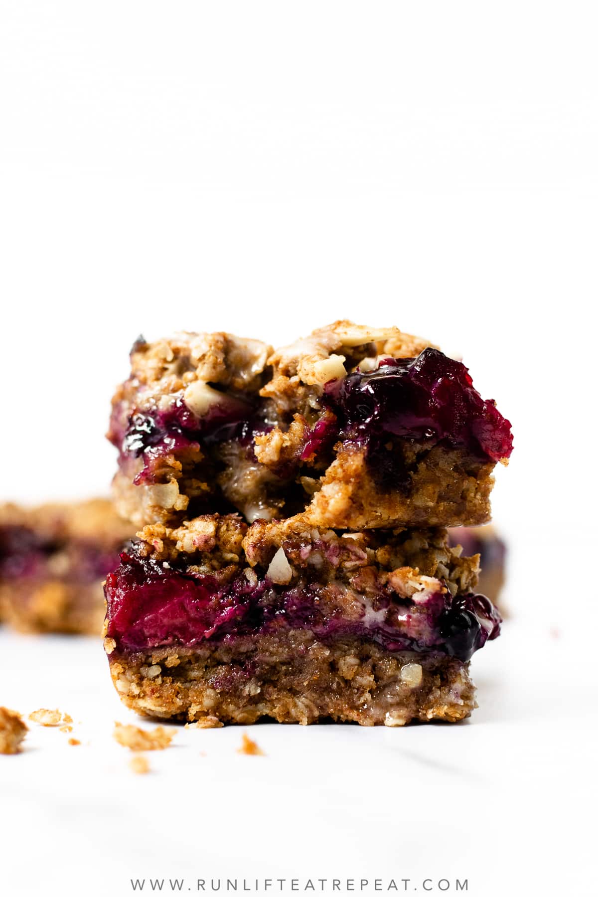 Mixed Berry Streusel Bars
