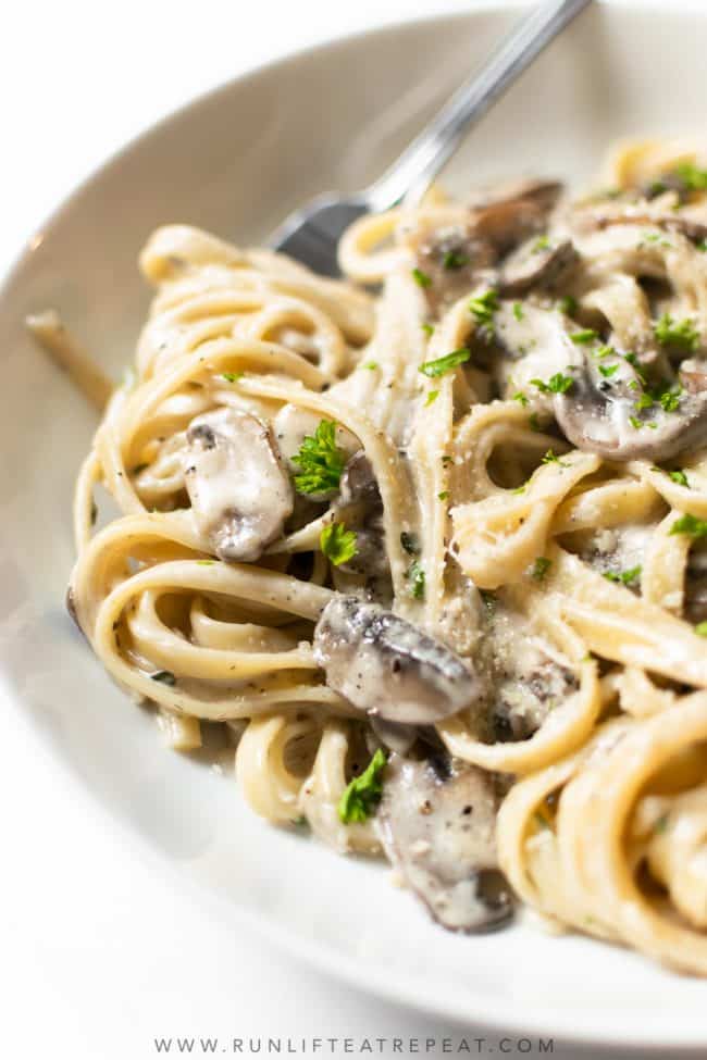 This creamy mushroom pasta recipe is an easy weeknight meal that’s ready in just 30 minutes! The mushroom sauce is incredible — it’s bright, flavorful, tons of garlic and incredibly creamy.