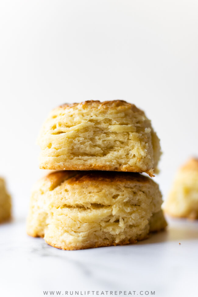 These homemade buttermilk biscuits are tender on the inside with crisp edges and full of flavor. This recipe requires only 6 ingredients and ready in about 40 minutes.