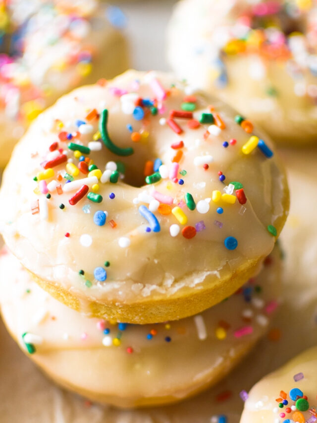 Baked Cinnamon Sugar Donuts - Run Lift Eat Repeat