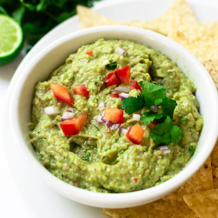 Easy Guacamole Recipe - Run Lift Eat Repeat