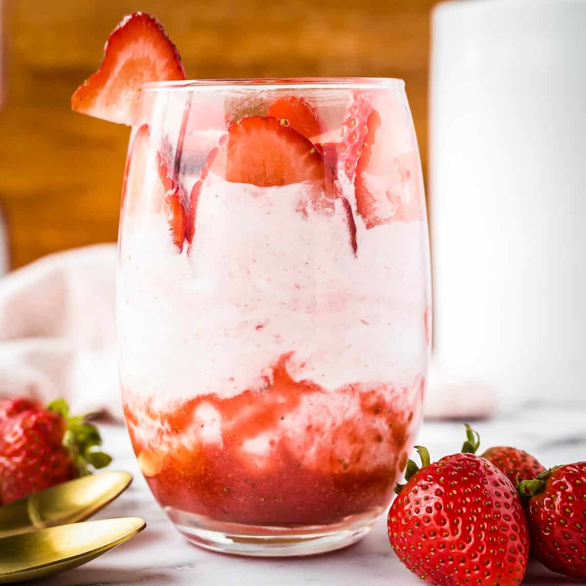 strawberry mousse in a glass cup